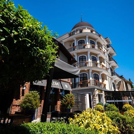 Leon Boutique Hotel Sochumi Exterior foto