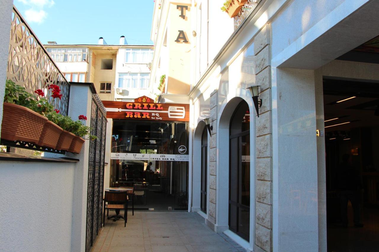 Leon Boutique Hotel Sochumi Exterior foto
