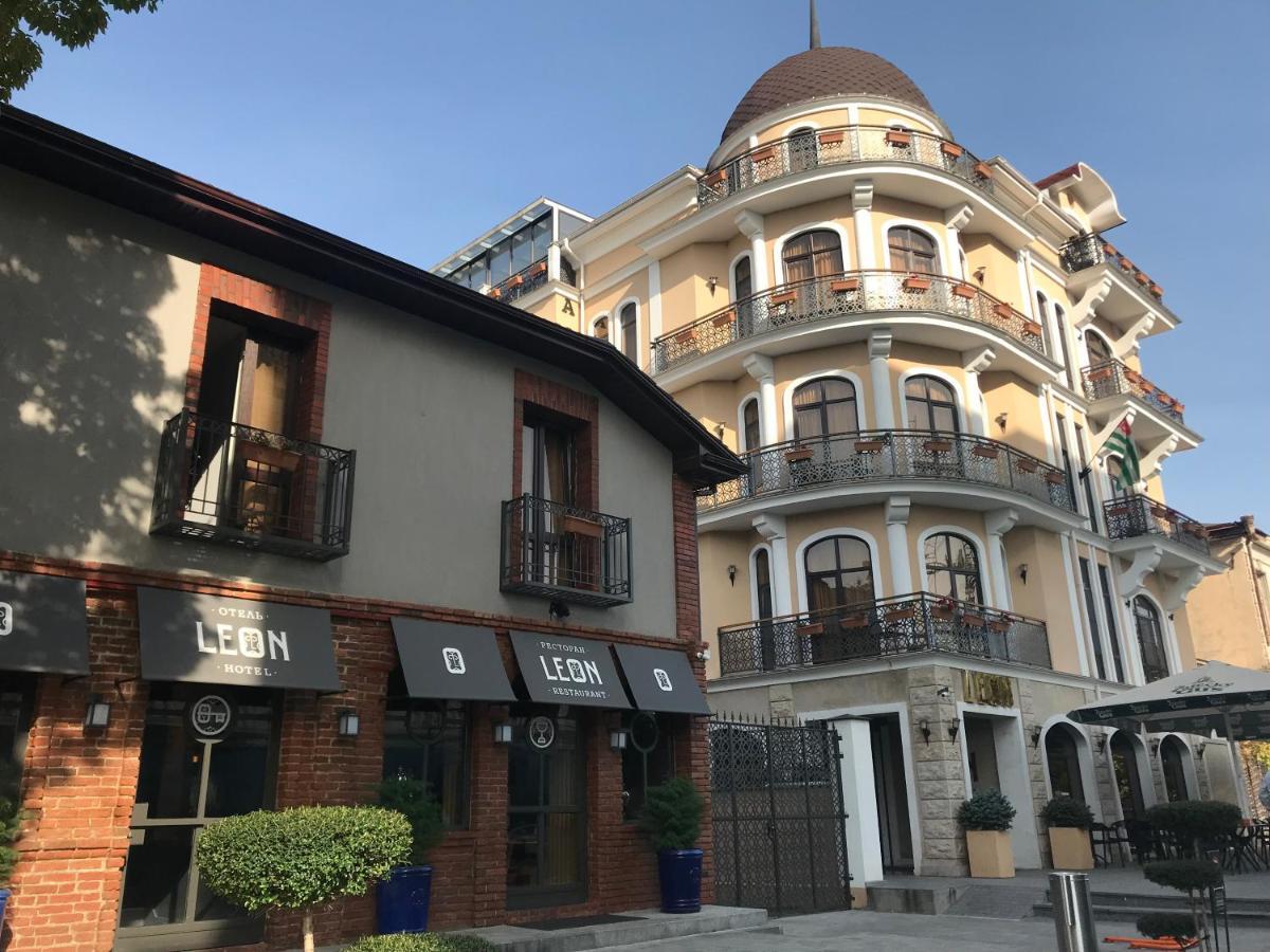 Leon Boutique Hotel Sochumi Exterior foto