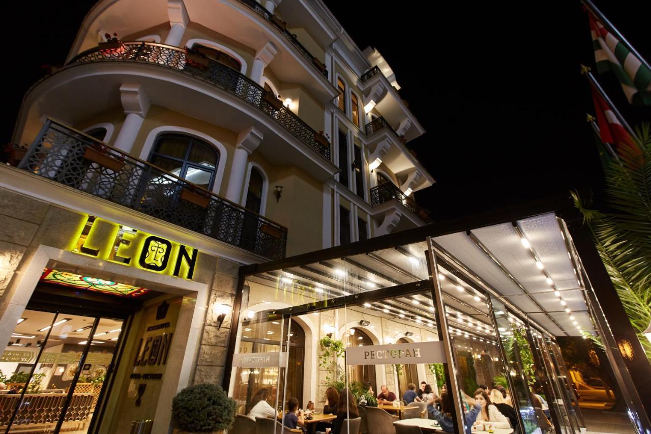 Leon Boutique Hotel Sochumi Exterior foto